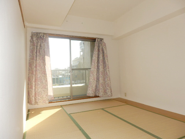 Living and room. Japanese-style room of Calm