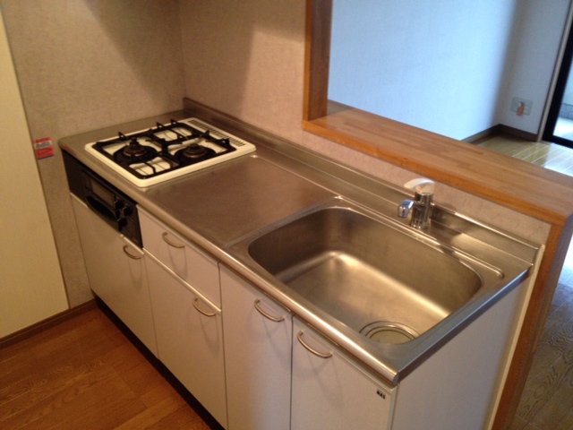 Kitchen. Popular face-to-face system Kitchen ☆