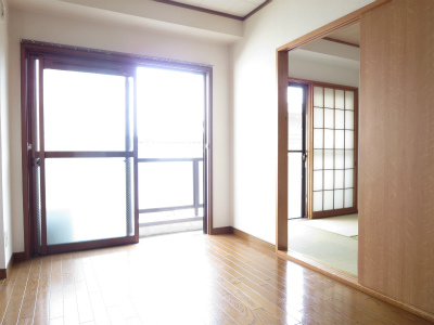 Living and room
