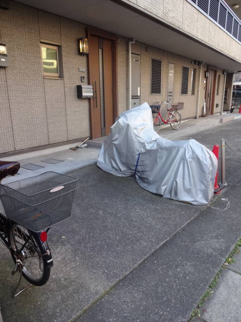 Other. Bicycle bike parked is possible ☆