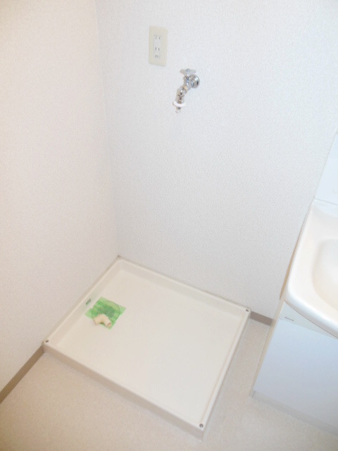 Other Equipment. Indoor Laundry Storage