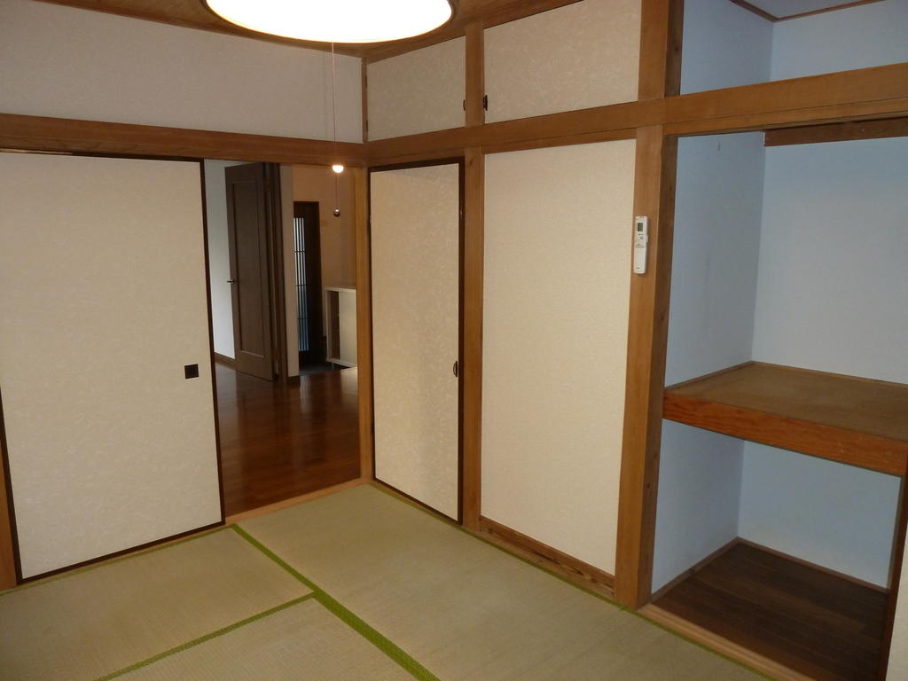 Living and room