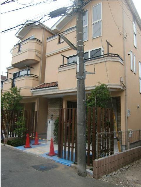 Local appearance photo