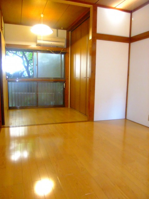 Living and room