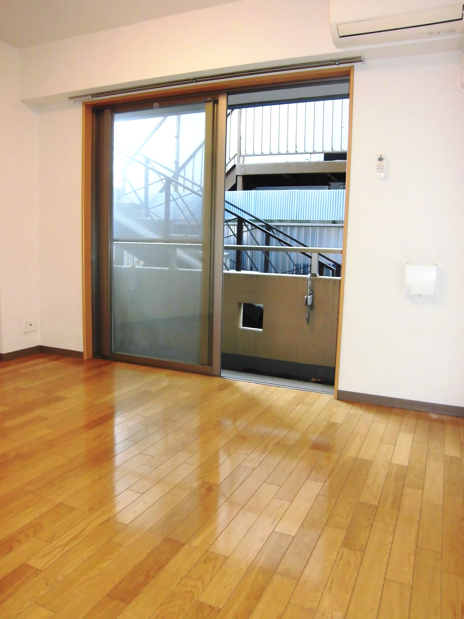 Living and room