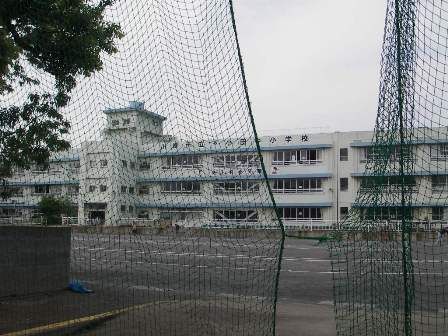Primary school. 344m to the Kawasaki Municipal Shimokotanaka elementary school (elementary school)