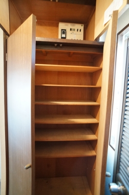 Entrance. Cupboard