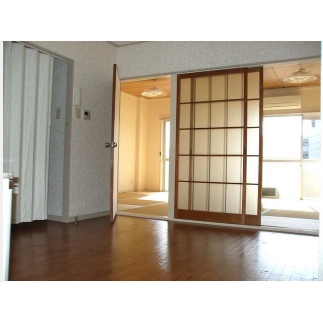Living and room
