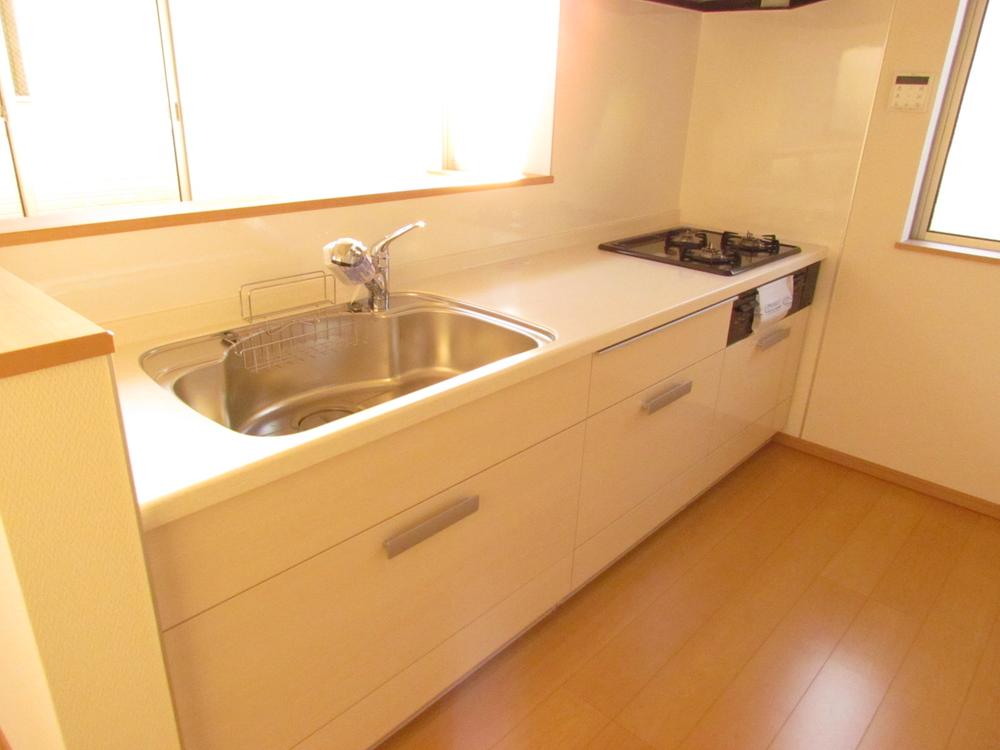 Kitchen. Kitchen color also has a white water purifier