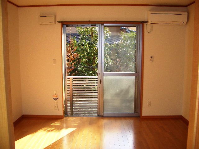 Living and room