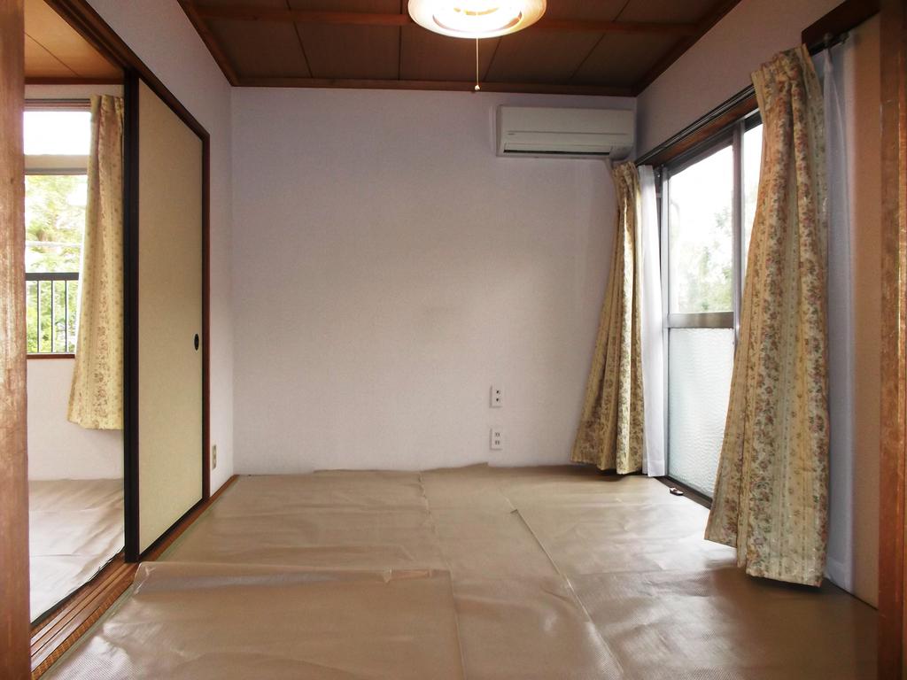 Living and room
