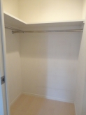 Receipt. Walk-in closet