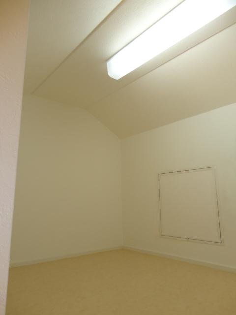 Other room space