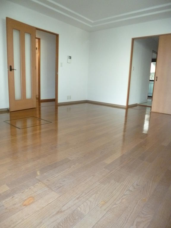 Living and room