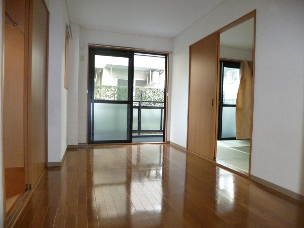 Living and room