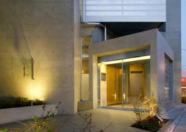 Building appearance. Entrance