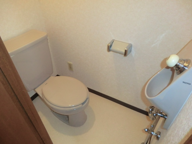 Toilet