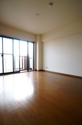 Living and room. Balcony side Western-style.