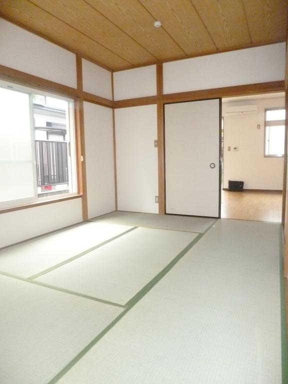 Living and room