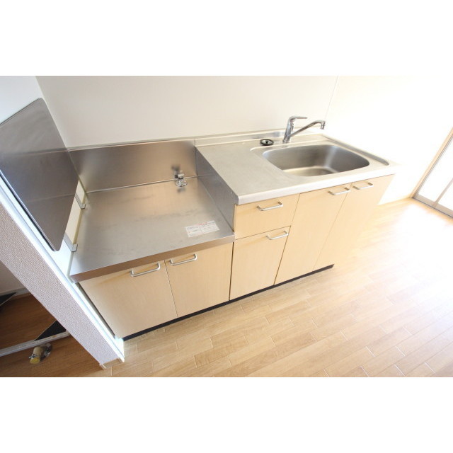 Kitchen. Kitchen gas 2-neck single-lever stove