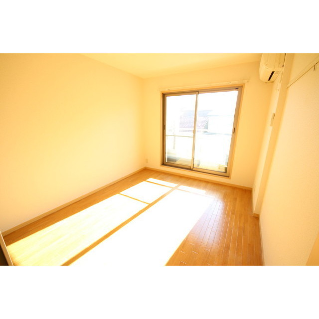 Living and room. The sun is warm south-facing
