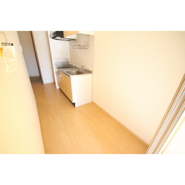 Kitchen. Also cupboards in the kitchen space of spread