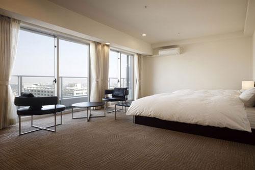 Other common areas. Convenient guest rooms in the room of friends and family from afar (photo ・ Pay. 2010.12 shooting). other, Theater Room (first floor underground) or playing a musical instrument room (first floor underground) also equipped with such (both surcharge)