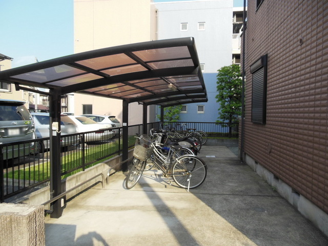Other common areas. Bicycle-parking space