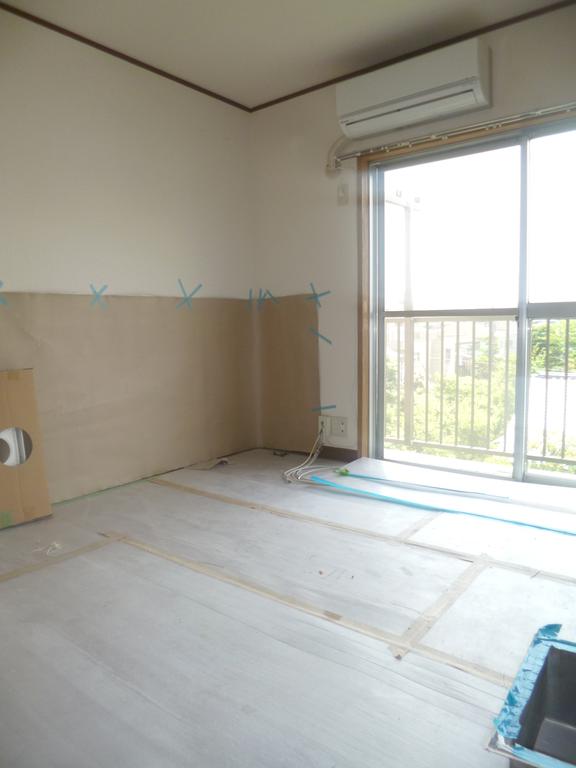 Living and room