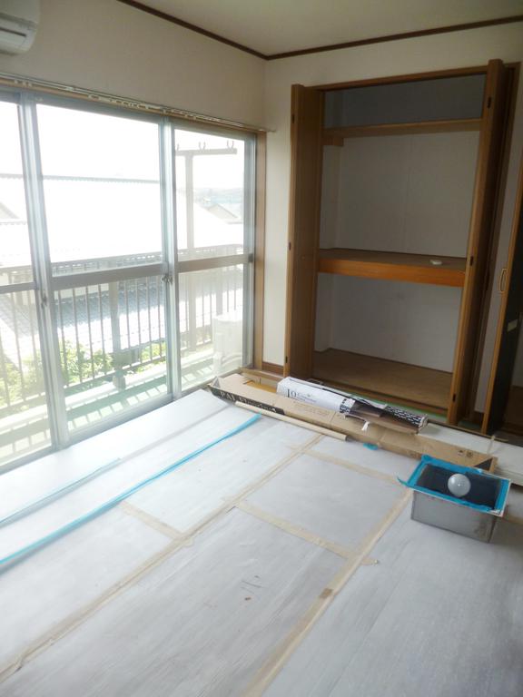 Living and room