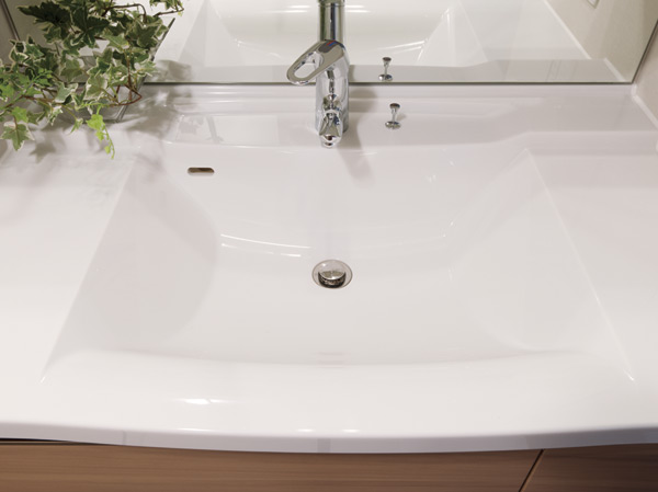 Bathing-wash room.  [Bowl-integrated counter] Easy to clean without seams. It will produce a stylish.