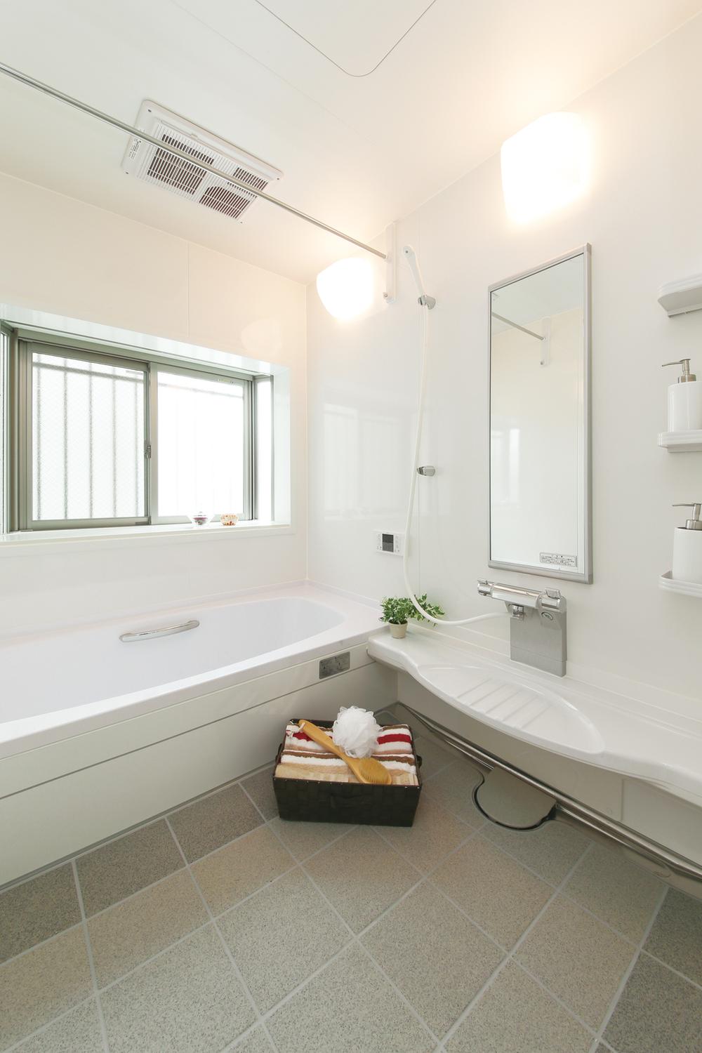 Bathroom. Allows ventilation in the window with a bathroom