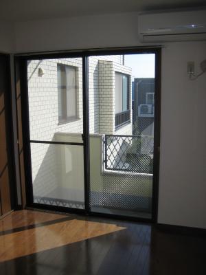 Living and room