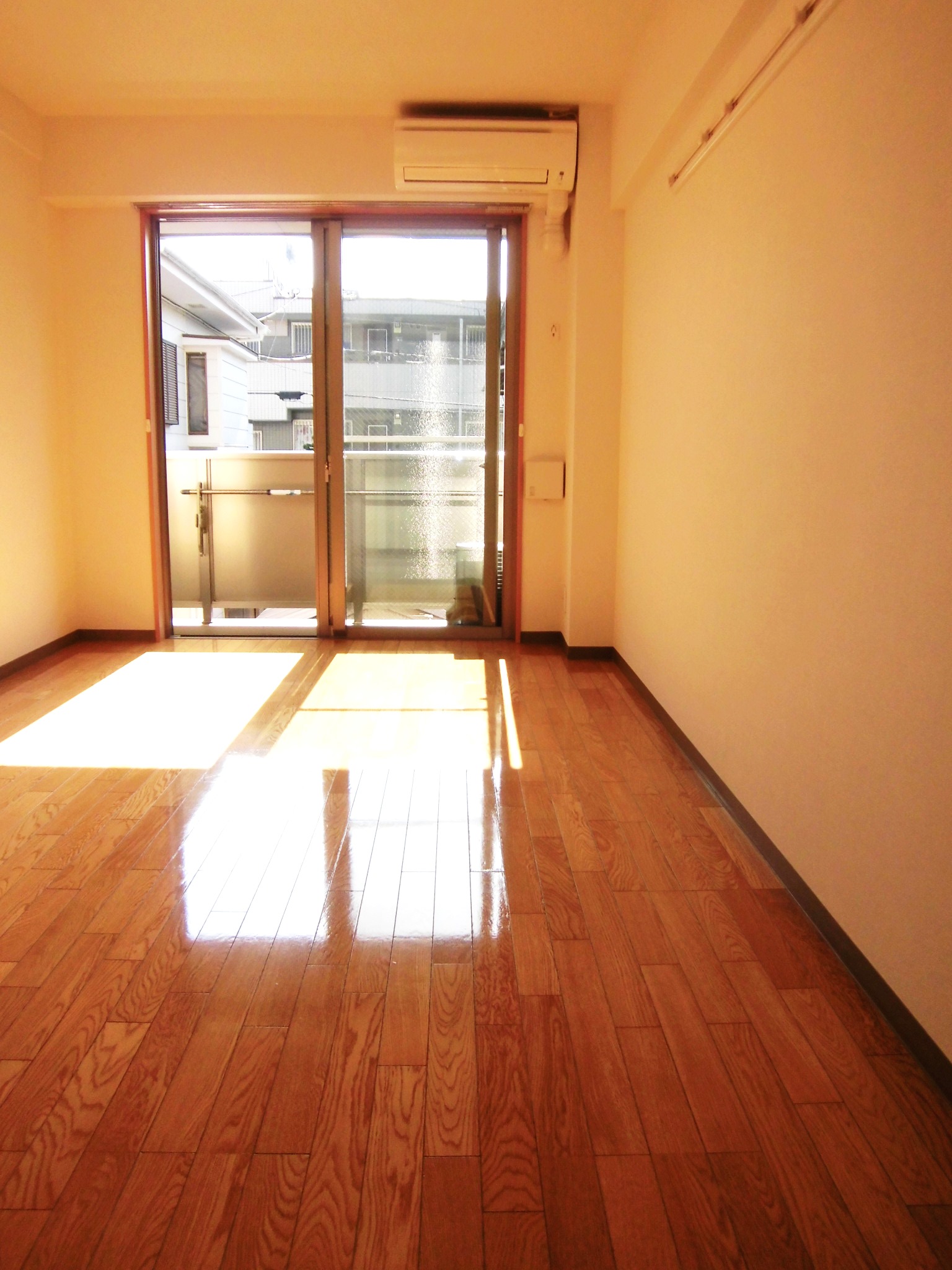 Living and room