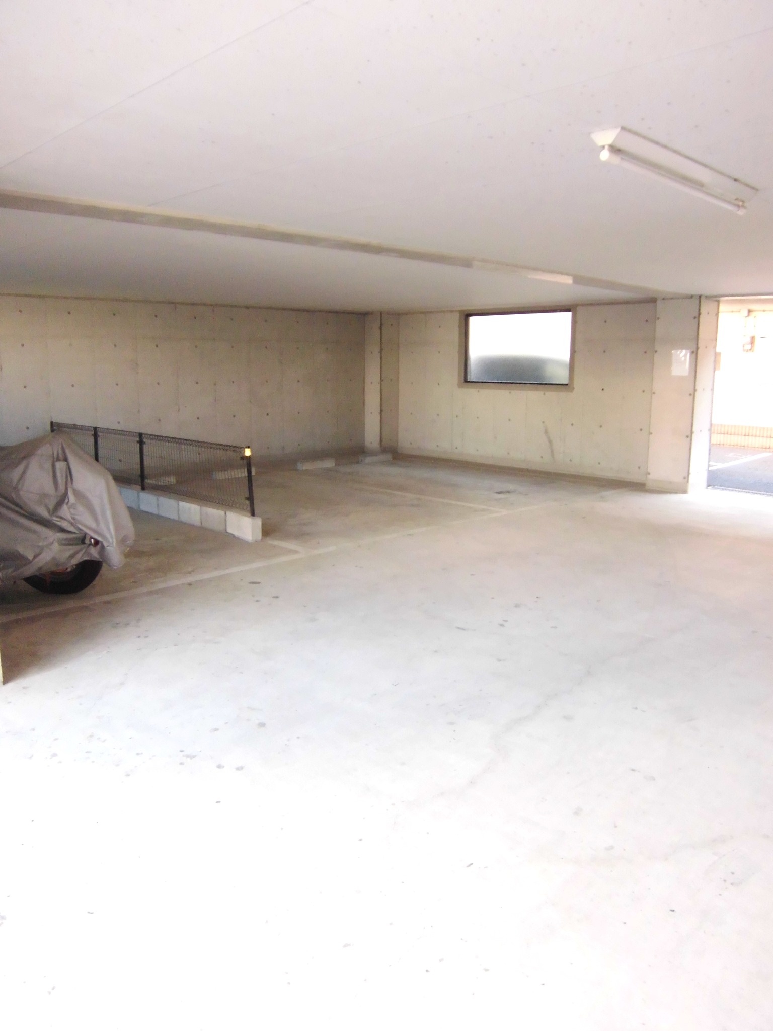 Parking lot