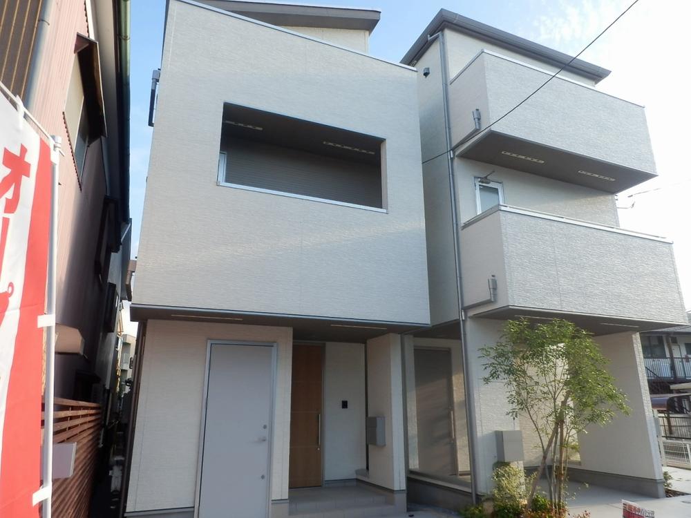 Other local. Local (10 May 2013) Shooting It is a photograph of the A Building Living is about 20 Pledge There car space! !