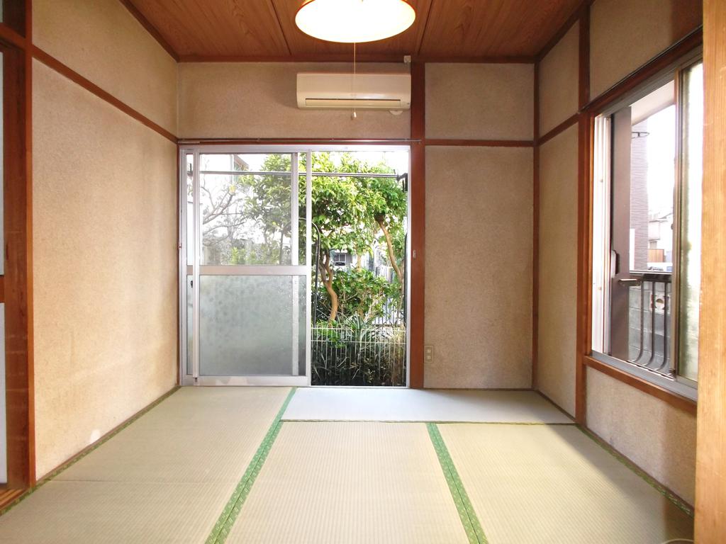 Living and room