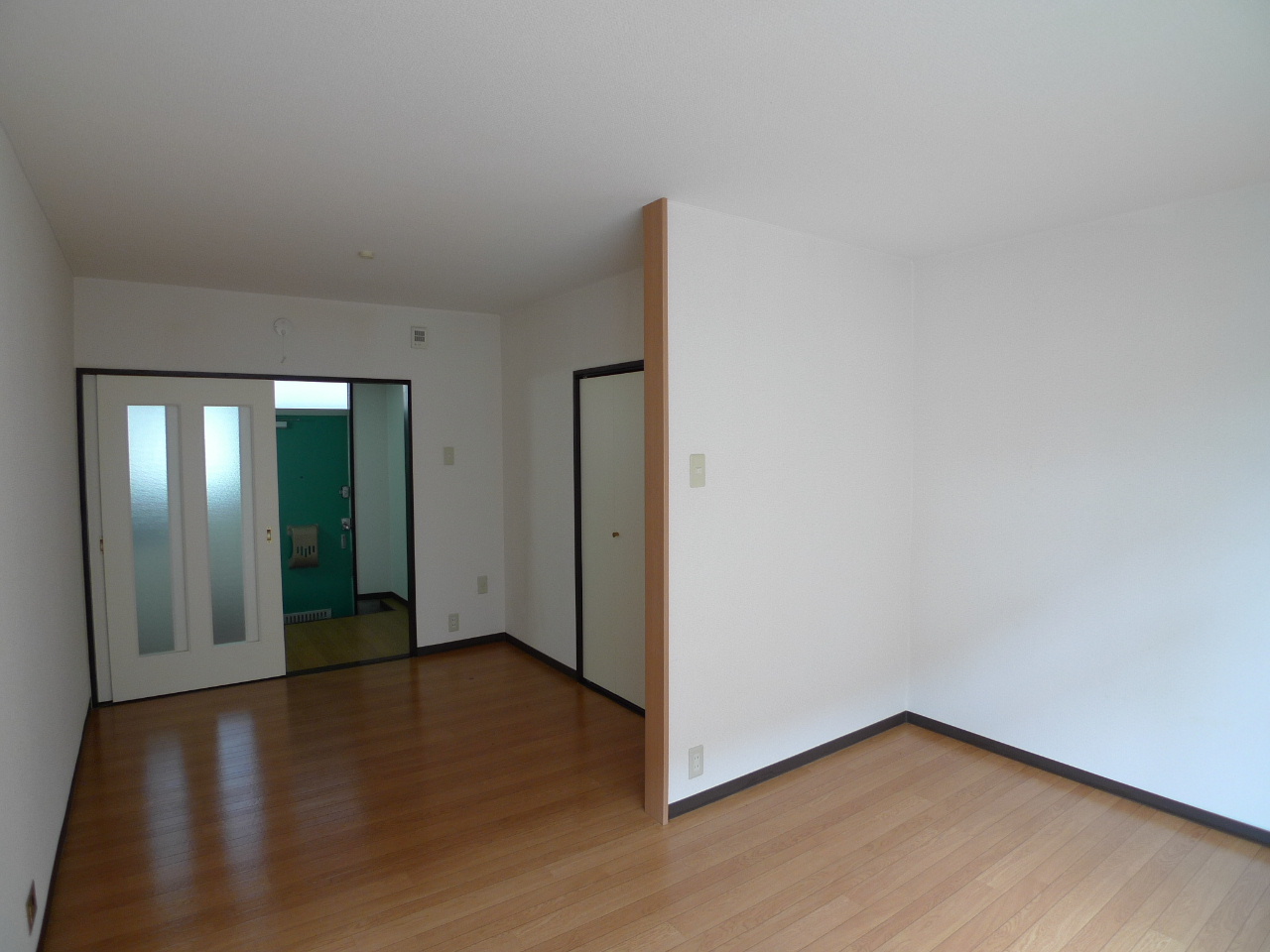 Living and room
