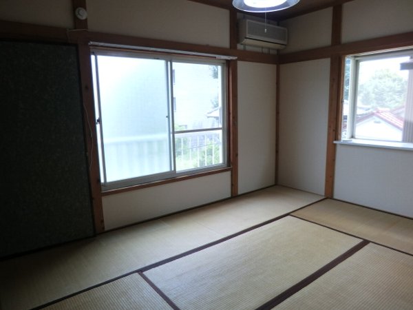 Living and room