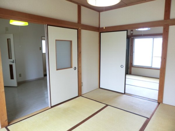 Living and room