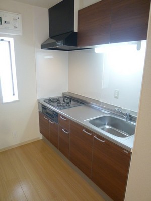 Kitchen. 3-neck is a stove with a system kitchen new!