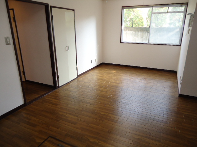 Living and room