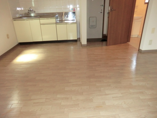 Living and room