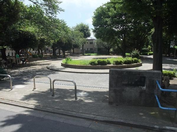 park. Nakamaruko to South Park 646m