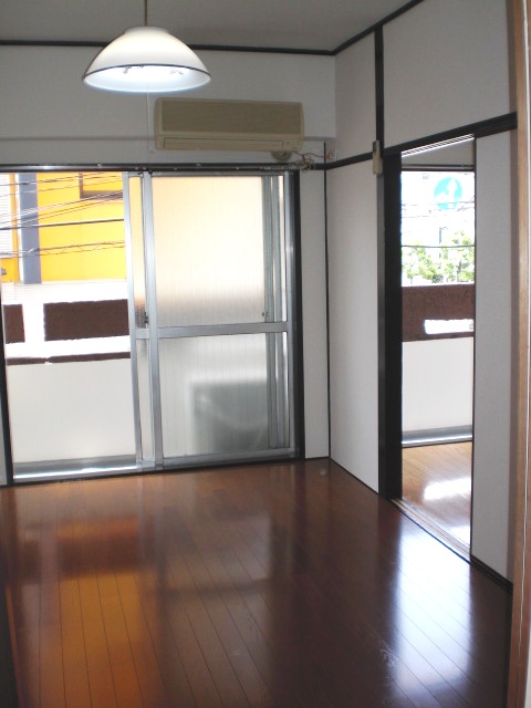 Living and room