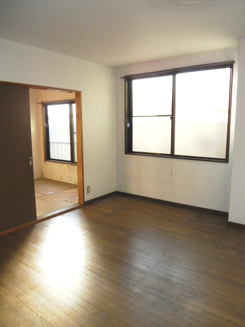 Living and room