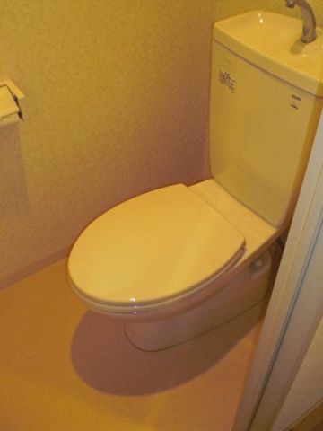 Toilet. bus ・ Toilet by type