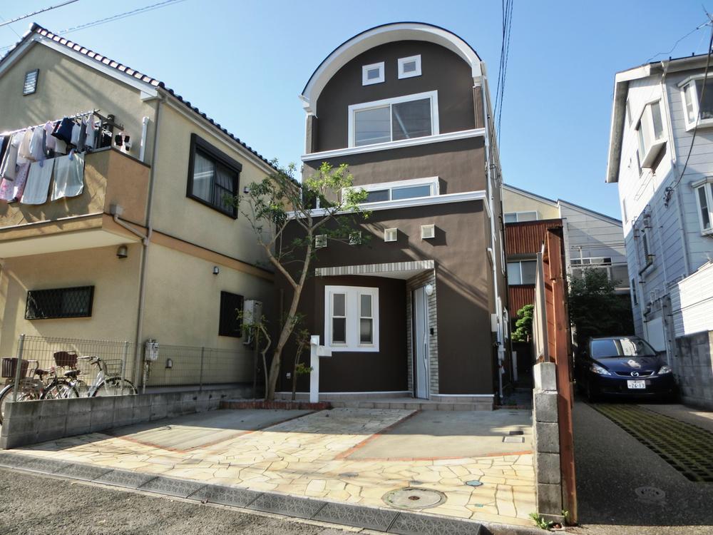 Local appearance photo. Parking is available two cars in the round roof of the house parallel. When the building also hope soon it is possible your visit Yo your tour ・  ・  ・ 0120-533-508 Until! ! Please contact us. 