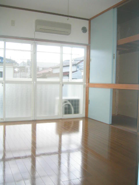 Living and room