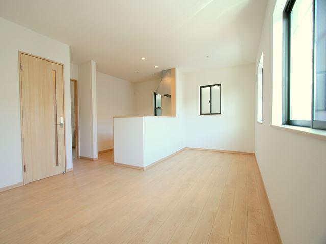 Living. Please call up to alpine industry 0800-603-0604 [Toll free]     Is a flat 10-minute walk to "Musashi Nakahara Station. Counter Kitchen ・ LDK15 Pledge. Newly built two-story house. "